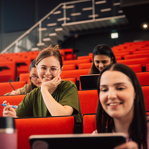 Studierende im Audimax