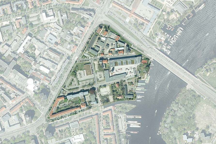 Das beplante Gebiet bildet den Abschluss der Potsdamer Innenstadt nach Osten. Es liegt zwischen Humboldtbrücke, Havel und altem Stadtkanal und birgt ein großes Potenzial zur Transformation.