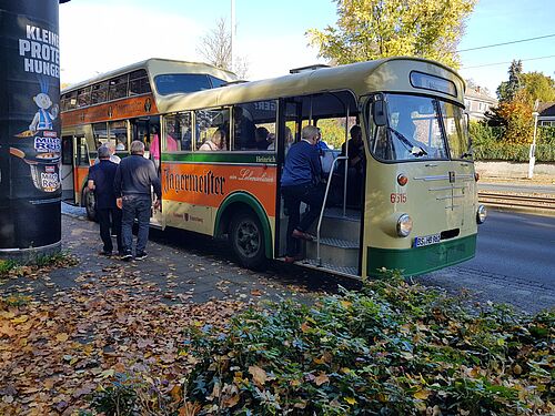 Stadtrundfahrt mit dem Büssing Bus beim Jubiläum 2024