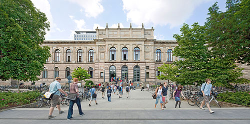 Blick auf das Altgebäude der TU Braunschweig